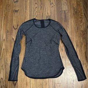 Lulu Lemon long sleeve